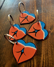 Load image into Gallery viewer, Heart key chain
